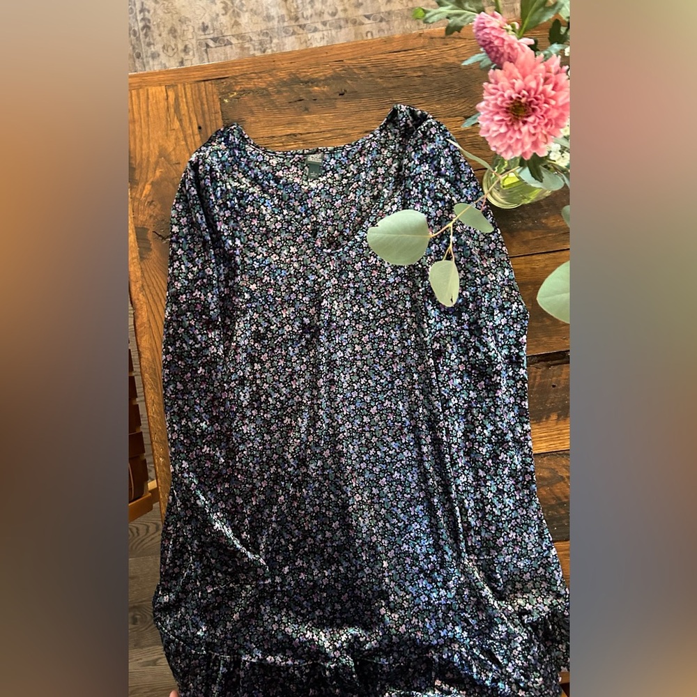 Wild table floral velour dress